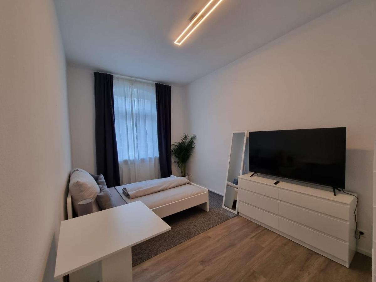 Susse Marie 4 Apartment คาร์ลสรูเฮอ ภายนอก รูปภาพ