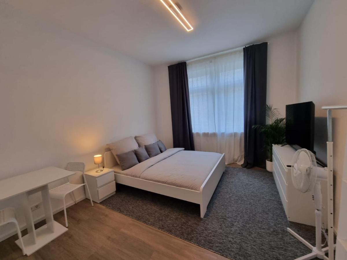 Susse Marie 4 Apartment คาร์ลสรูเฮอ ภายนอก รูปภาพ